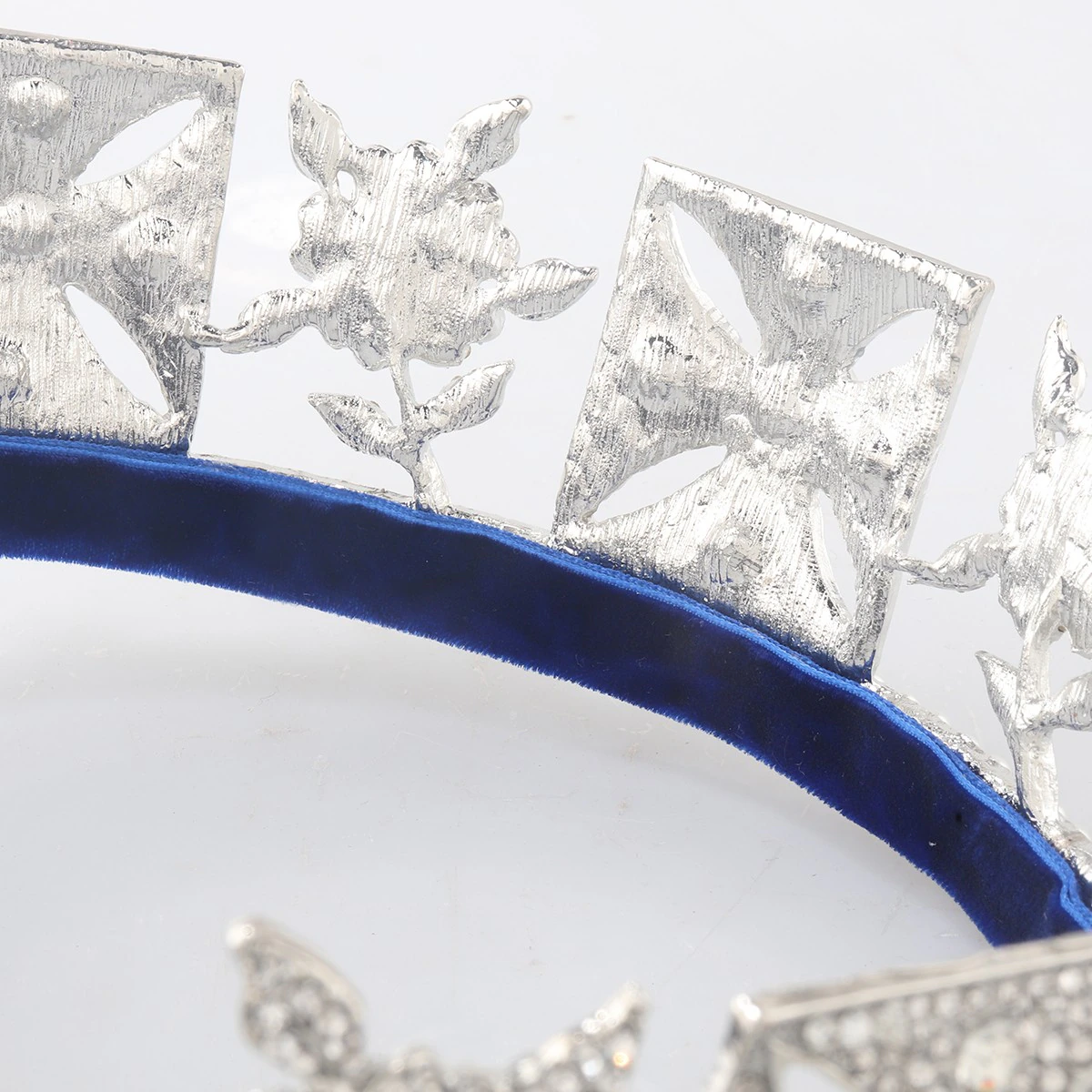 (พร้อมส่ง) มงกุฏผู้ชาย 099 เจ้าชาย พระราชา การประกวด สินค้าพร้อมส่ง ไม่ต้องรอนาน งานพรีเมี่ยม ส่งด่วนจาก จ.อุบลราชธานี