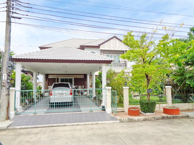 h898 ขายด วน บ านเด ยว 140 ตร วา ม ชวนช น พระราม 2 ซอยบางกระด 32 แขวงแสมดำ บางข นเท ยน อย หล งม ม สภาพพร อมอย