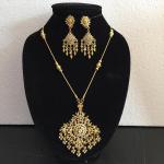 (พร้อมส่ง) เครื่องประดับไทยสร้อยคอ+ต่างหู 031