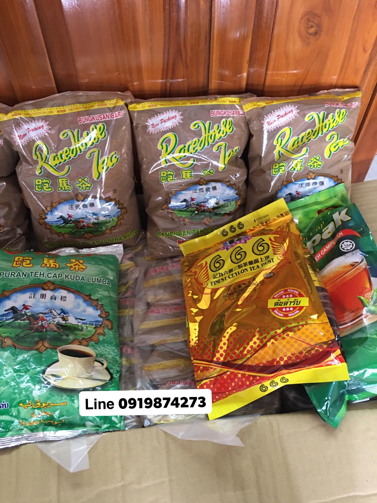 ผงชาม้าเขียว Race horse Tea [Campuran Teh cap kuda lumba ] ให้สีเข้มกว่า หอมกลิ่นชา สีส้มเข้มอมน้ำตาล