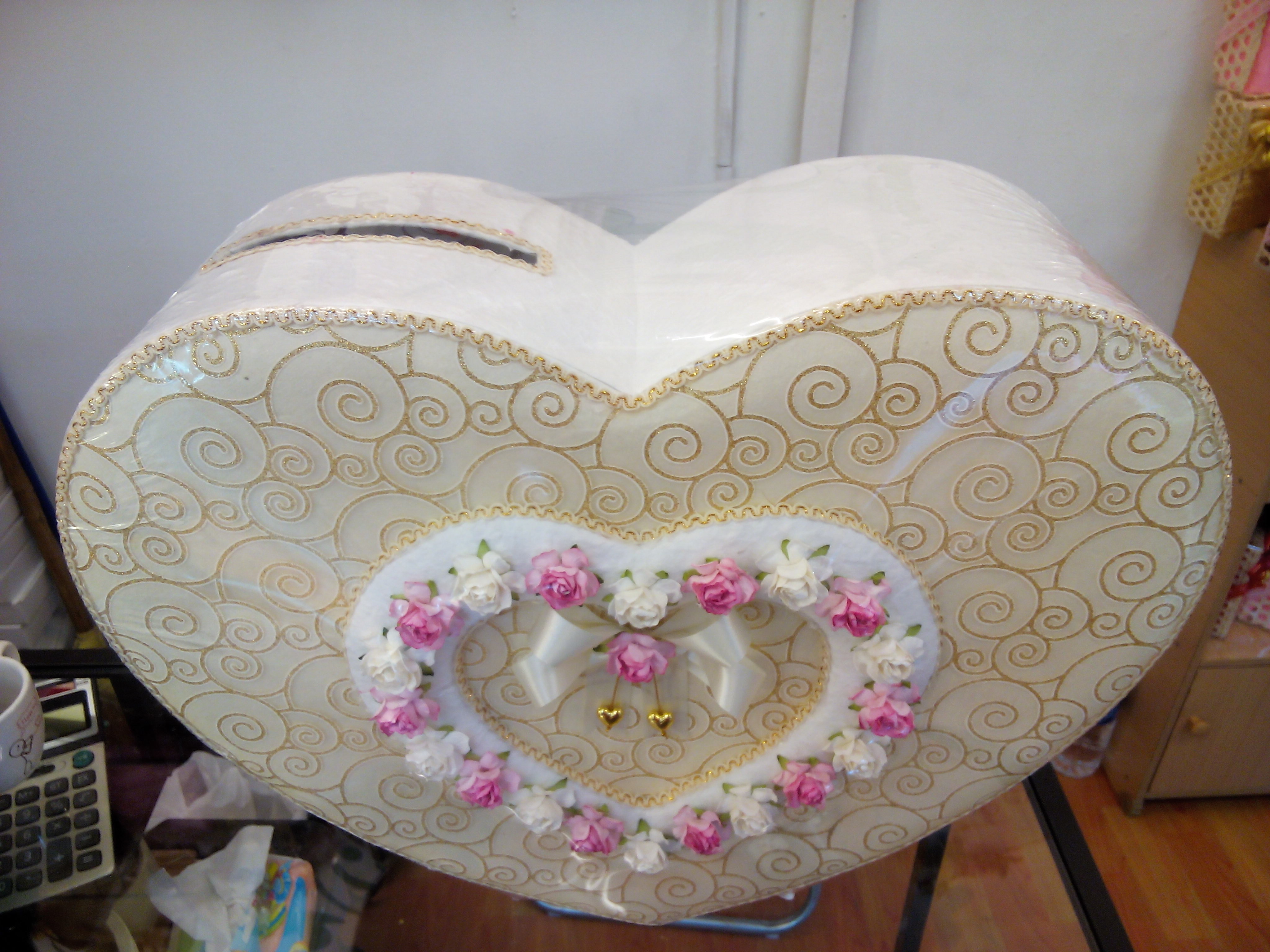 กล่องหัวใจเดี่ยวใหญ่ สีครีมทอง