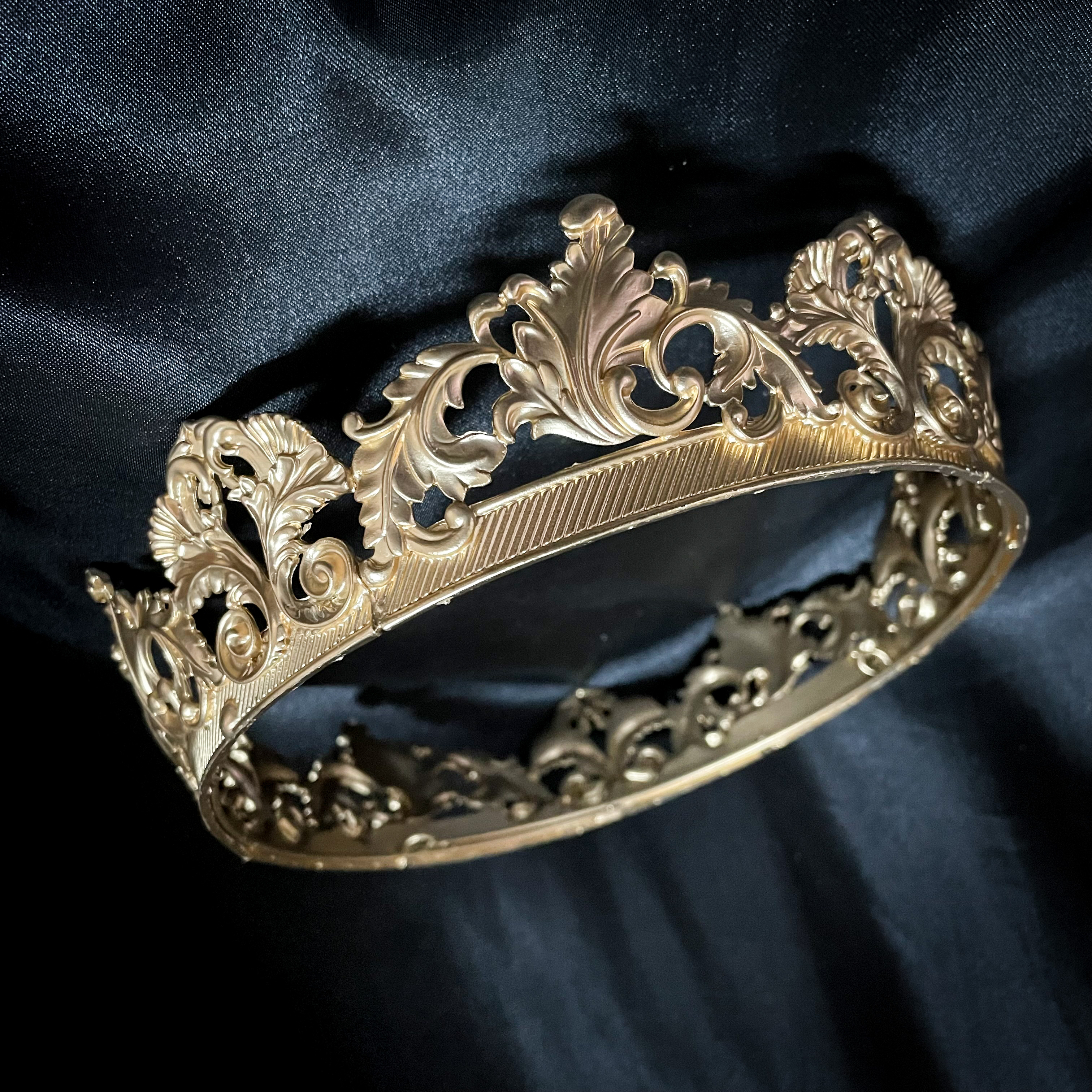 (พร้อมส่ง) มงกุฏผู้ชาย 077 มงกุฎสีทอง เจ้าชาย พระราชา การประกวด สินค้าพร้อมส่ง ไม่ต้องรอนาน งานพรีเมี่ยม ส่งด่วนจาก จ.อุบลราชธานี