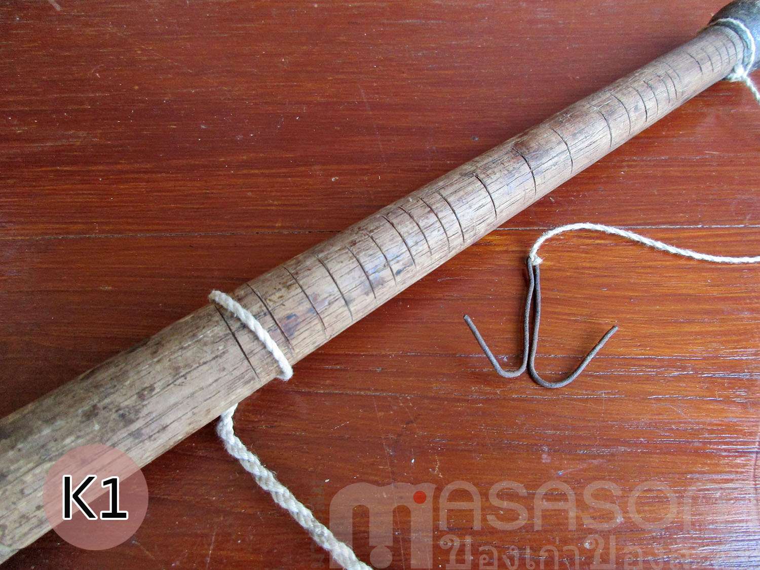 ตาชั่งก้อมโบราณ