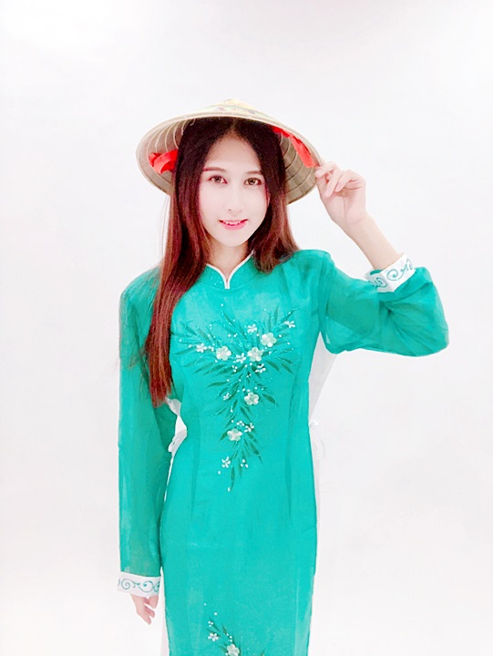 ชุดอ๋าวหย่าย ชุดเวียดนาม