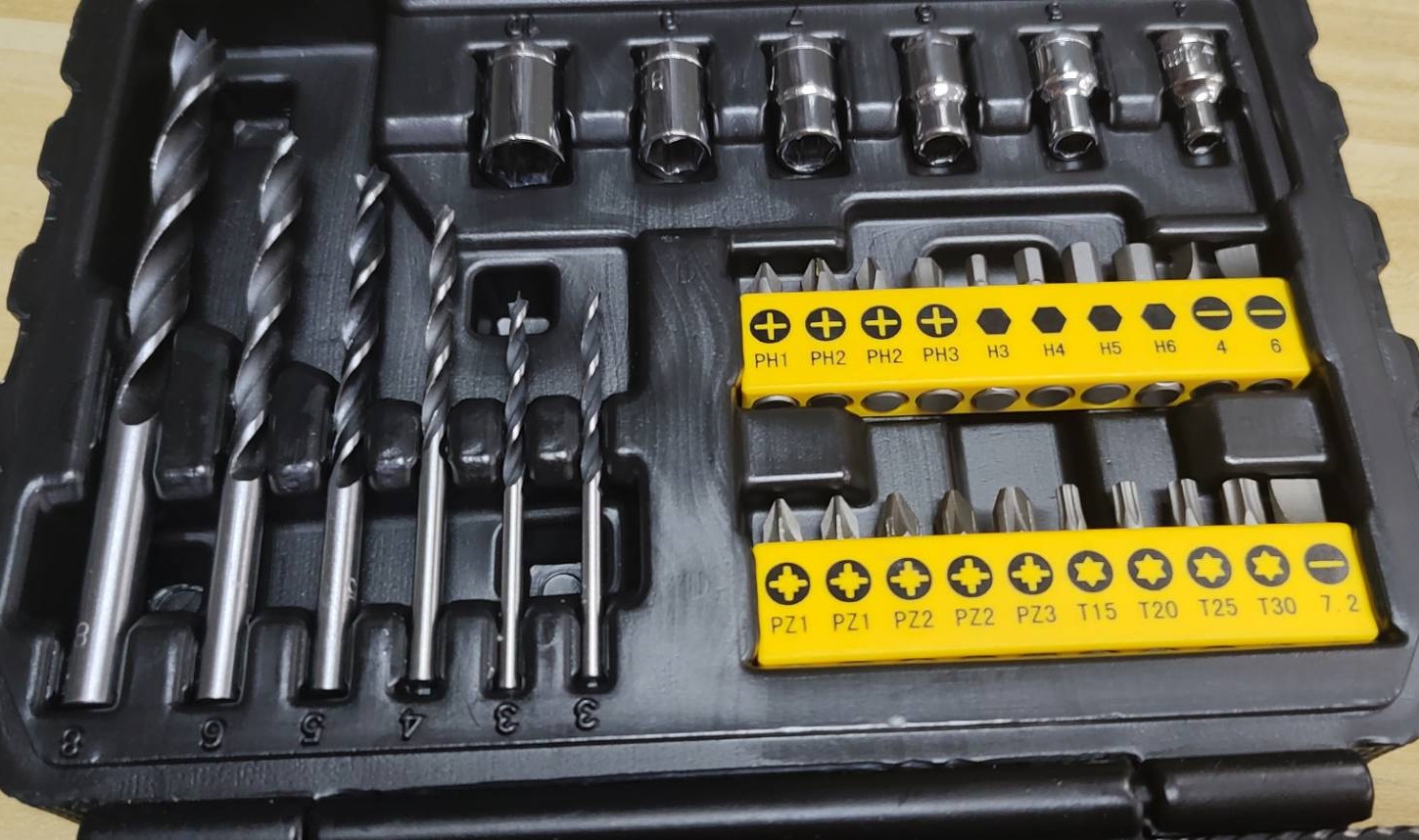 ชุดดอกไขควง ดอกสว่าน50 ชิ้น STA88546 STANLEY