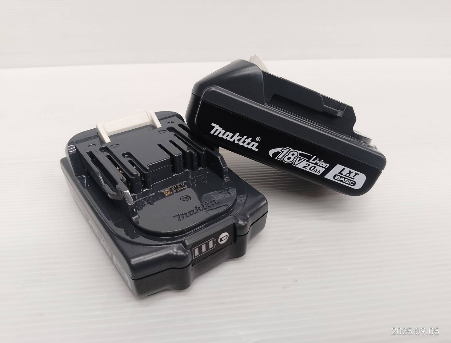 สว่านกระแทกแบตเตอรี่ 13mm (1/2″) 18V DHP490WVE MAKITA