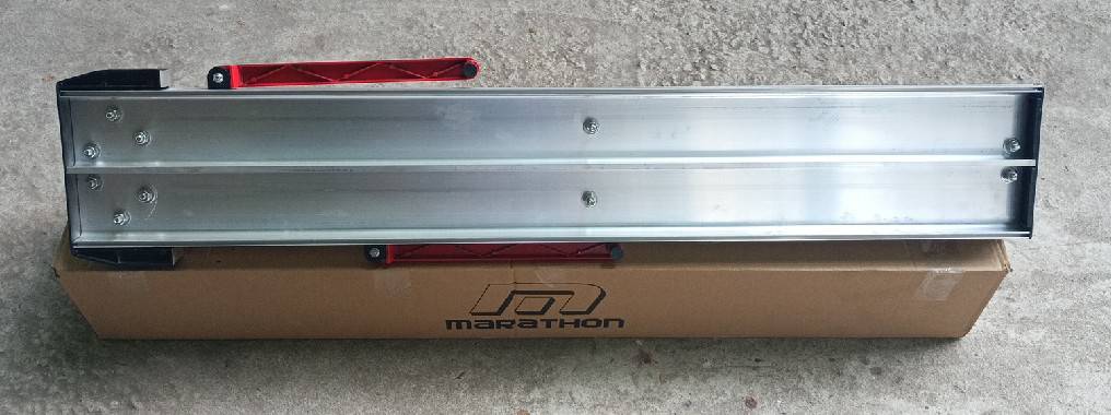 เครื่องตัดกระเบื้อง 1 เมตร มีเลเซอร์ B-02-1000P MARATHON