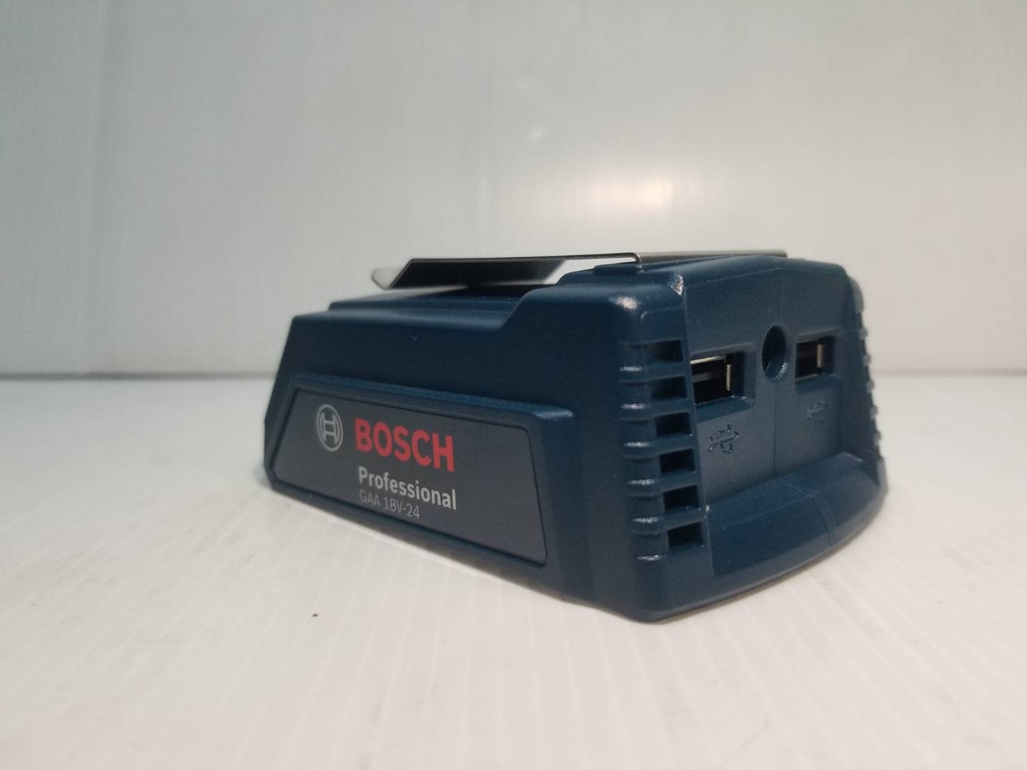 ที่ชาร์จUSB GAA18V-24 BOSCH