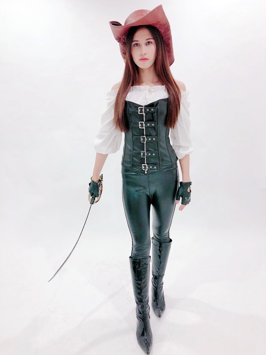 ชุดเจ้าหญิงเอลฟ์ ภูติแห่งไฟ