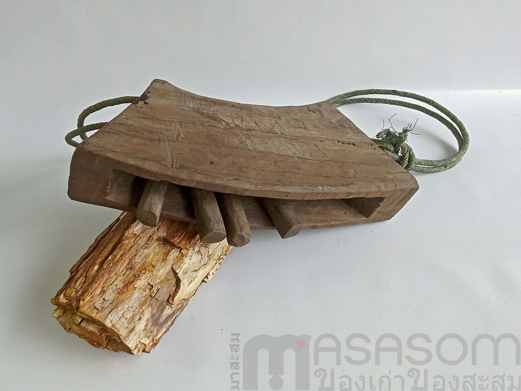 กระดึงคอวัวควายขนาดใหญ่