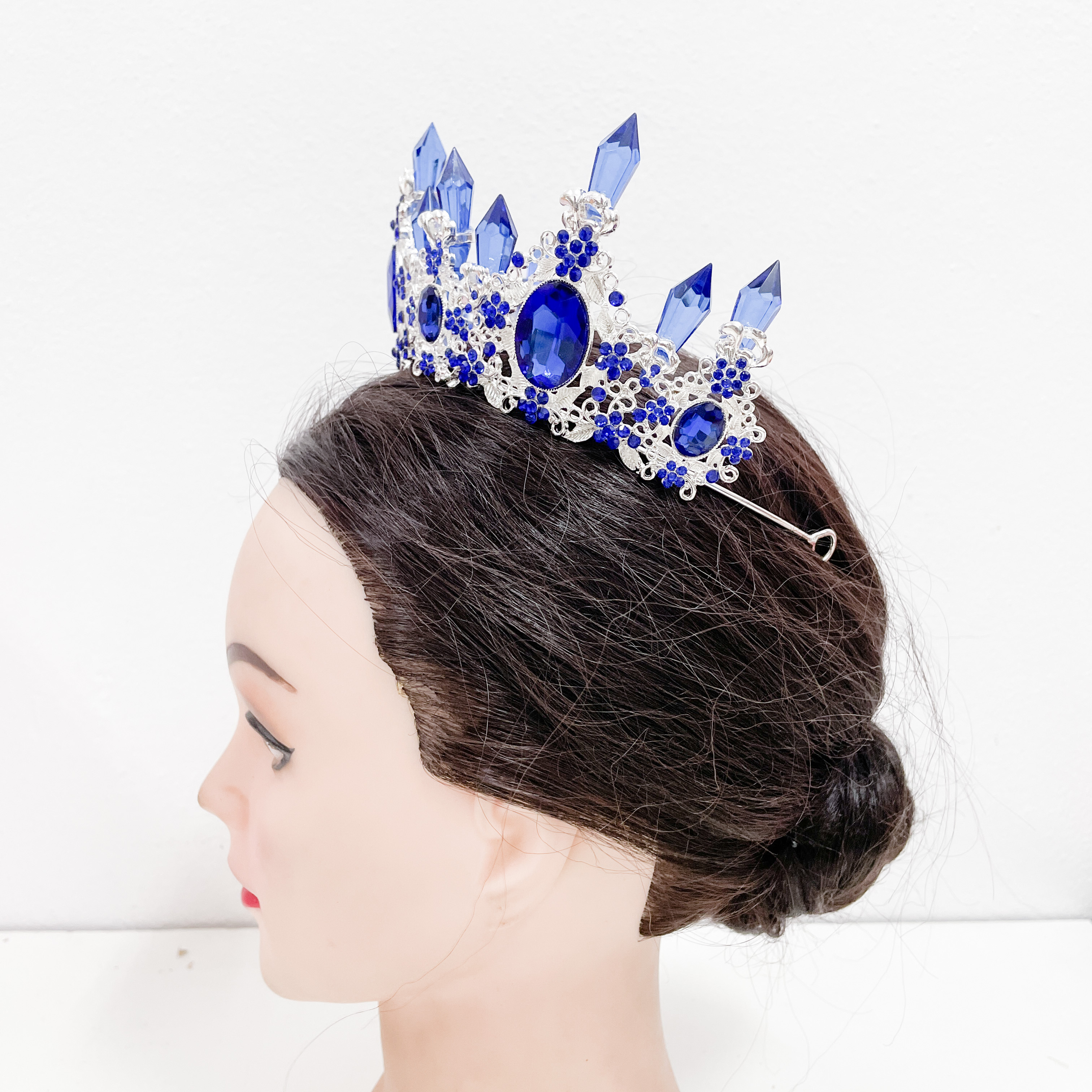 (พร้อมส่ง) เทียร่า 041 สีน้ำเงิน มงกุฎนางงาม มงกุฎเจ้าหญิง งานสวย ปราณีต QCเพชรทุกเม็ด สินค้าพร้อมส่งจากไทย