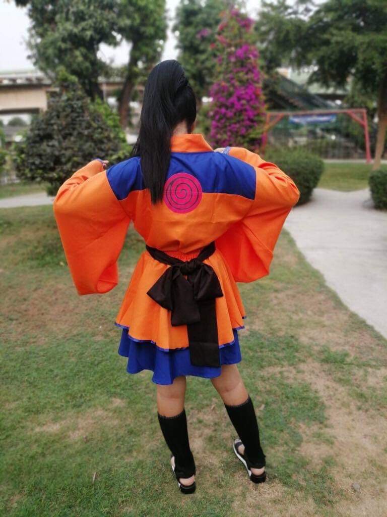 ชุดนารูโต๊ะหญิง