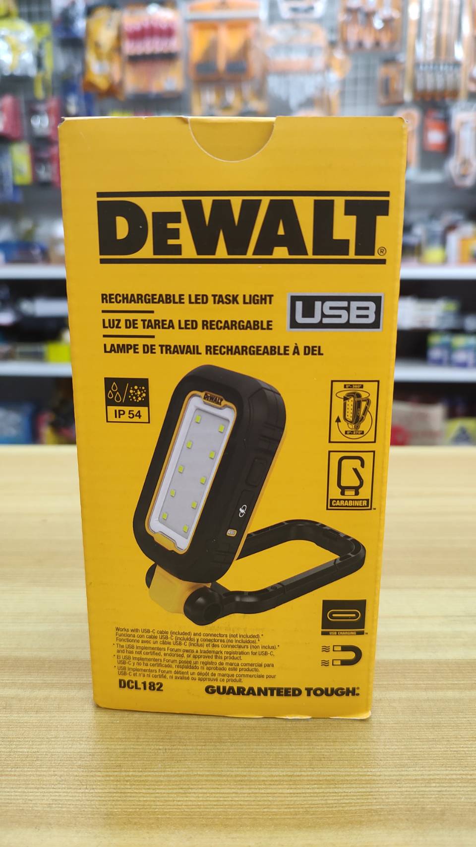 ไฟ LED ส่องทำงานแบบพกพา มีแม่เหล็กในตัว DCL182 DEWALT
