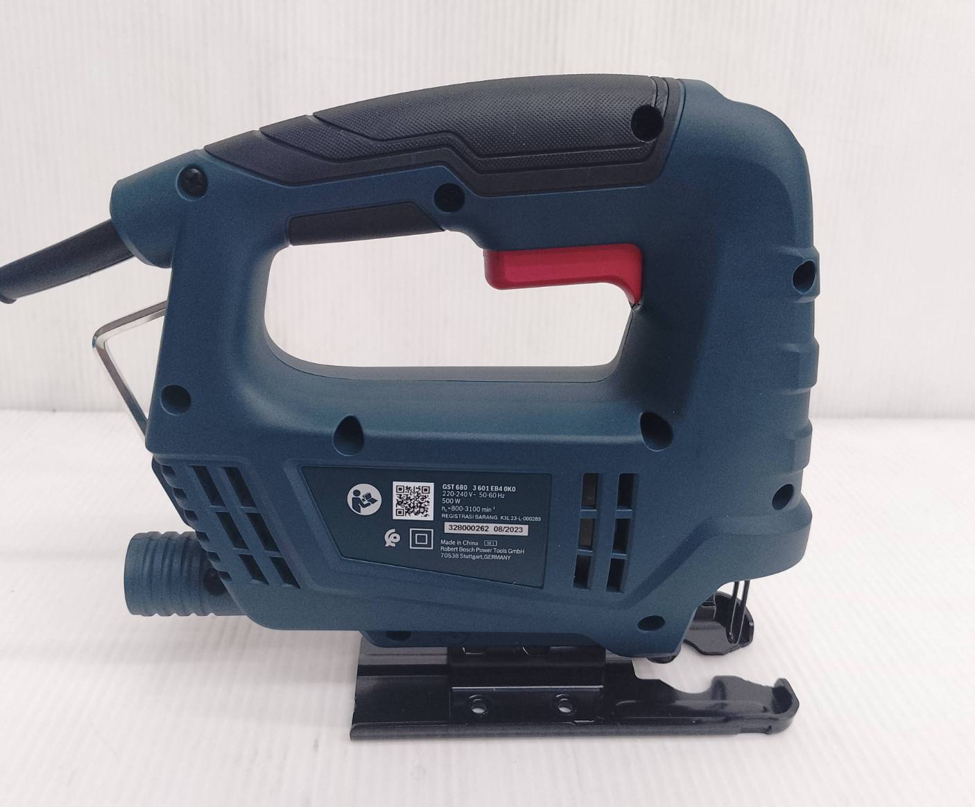 จิกซอ GST680 BOSCH