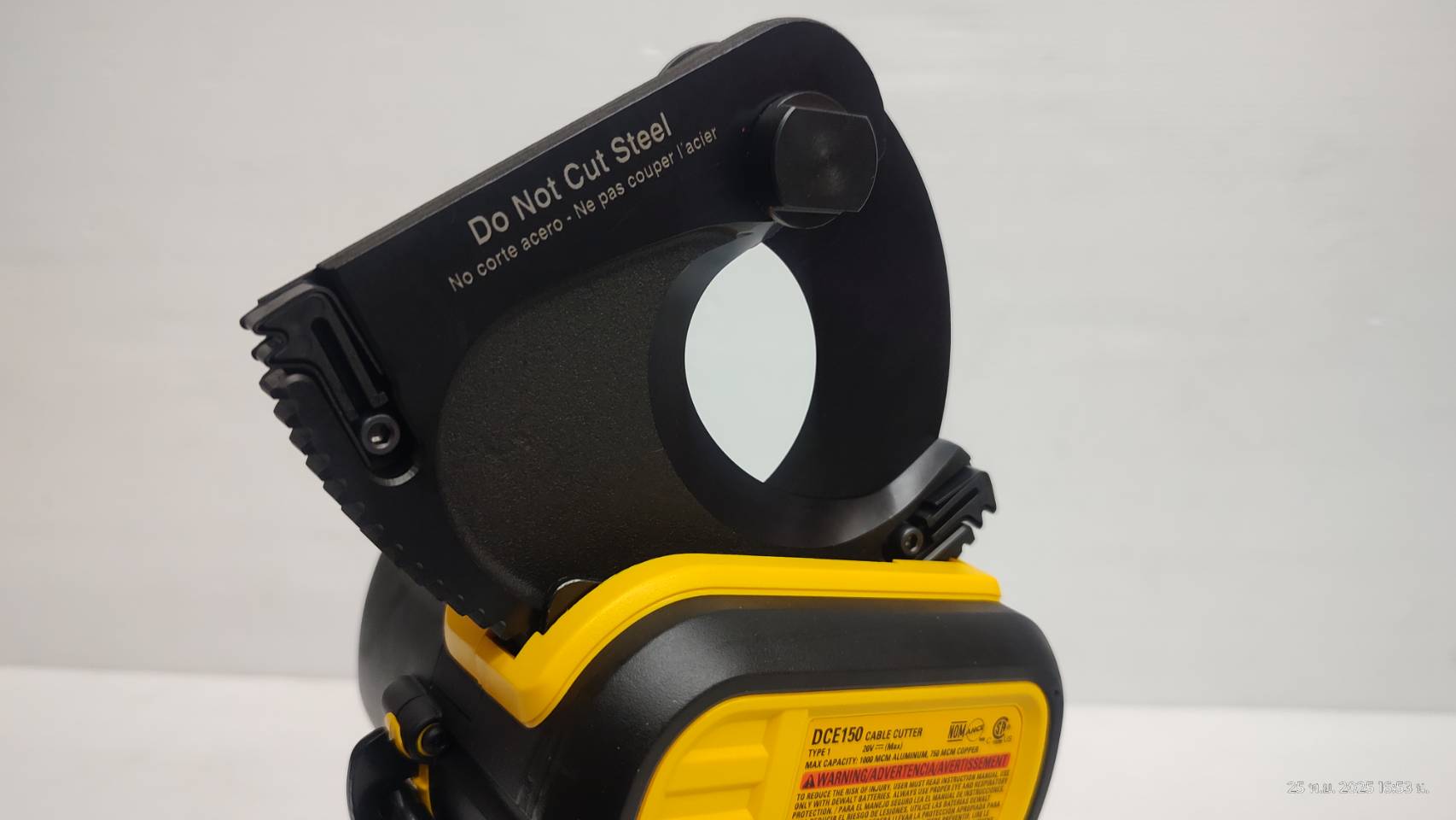 DEWALT รุ่น DCE150B เครื่องตัดสายเคเบิ้ล 20V