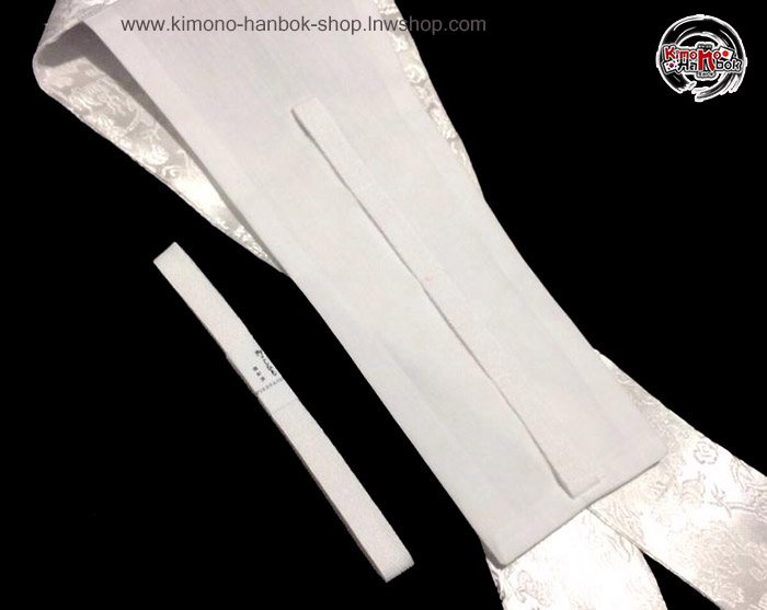 แถมคอชุดญี่ปุ่น สีขาว