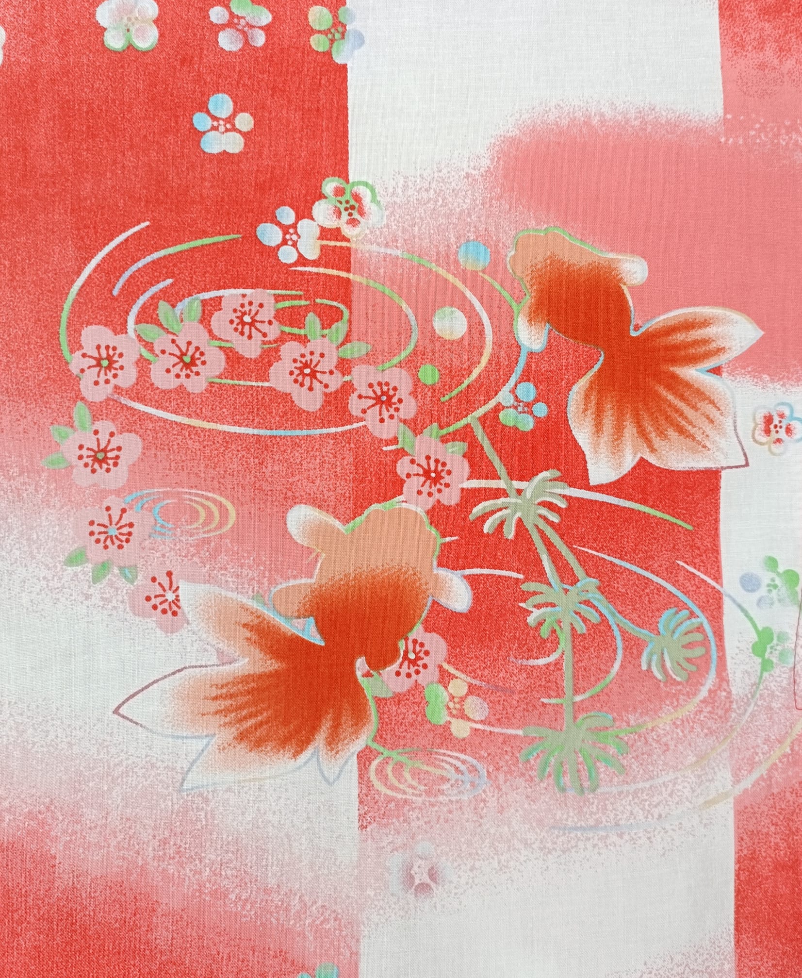 ยูกาตะสีส้มอมแดงลายปลาทอง01