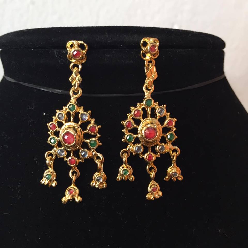 (พร้อมส่ง) เครื่องประดับไทยสร้อยคอ+ต่างหู 034