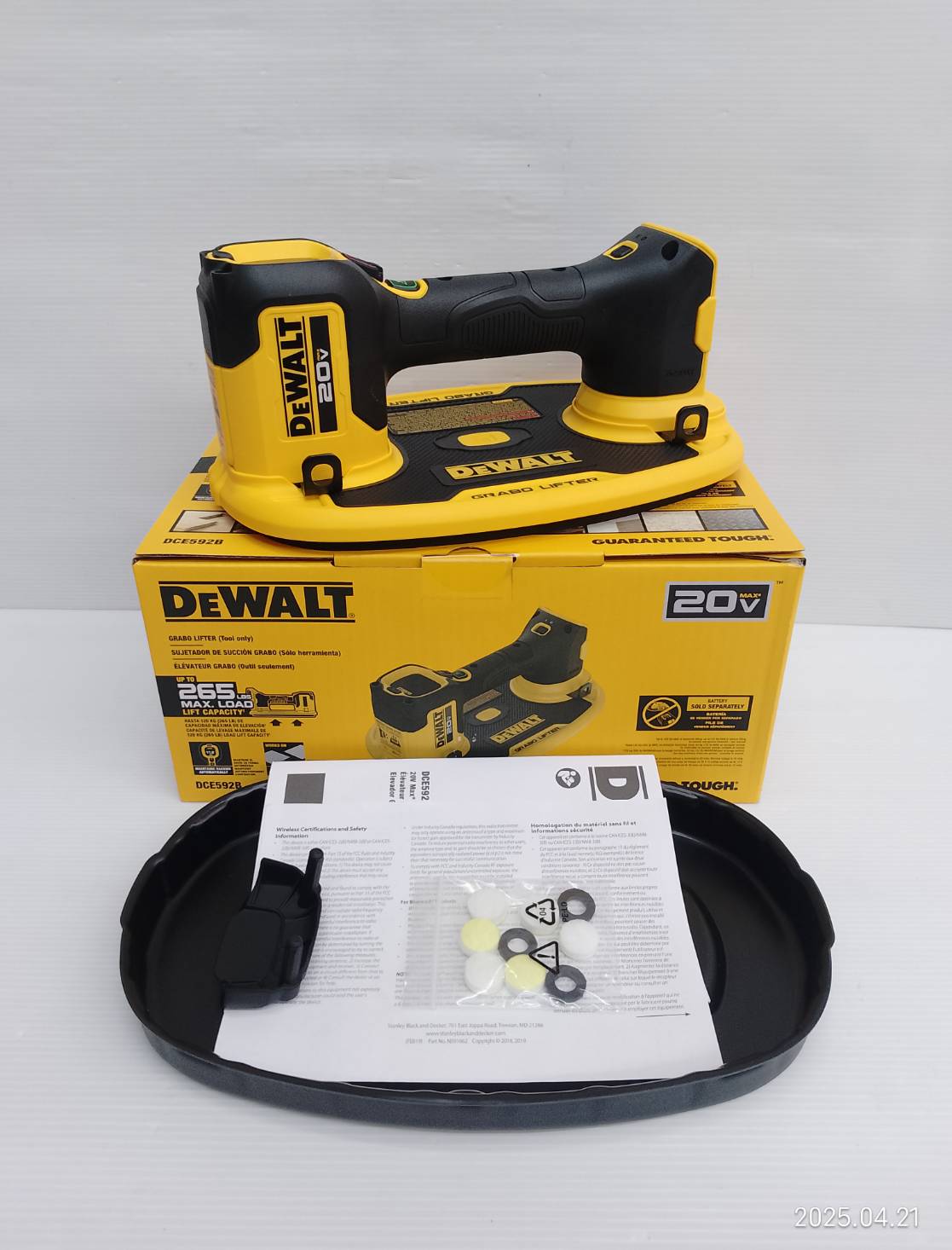 DEWALT อุปกรณ์ยกของสูญญากาศไร้สาย รุ่น DCE592B
