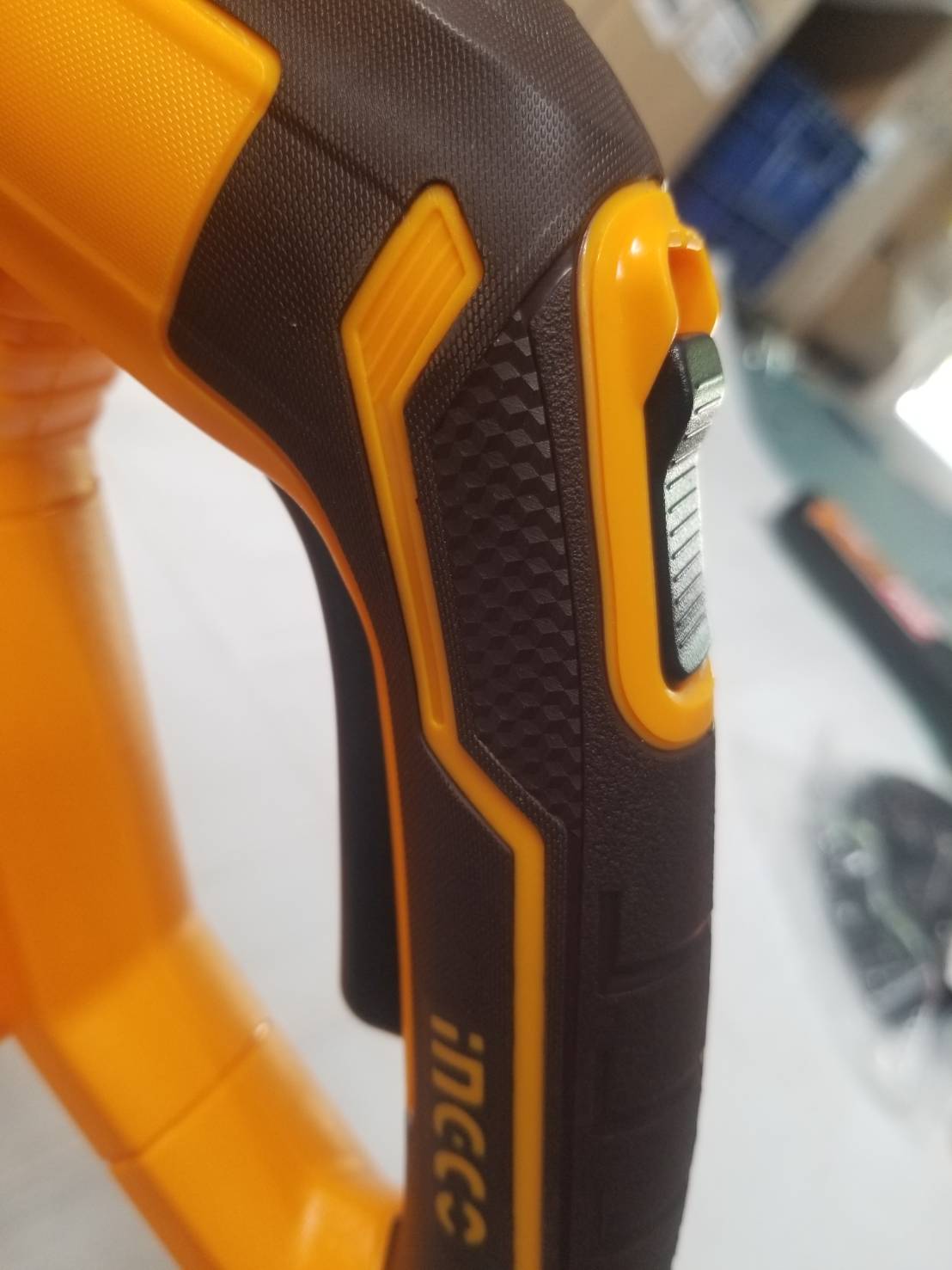 คอมโบ้เล็มหญ้า+เป่าลม COSLI240203 INGCO