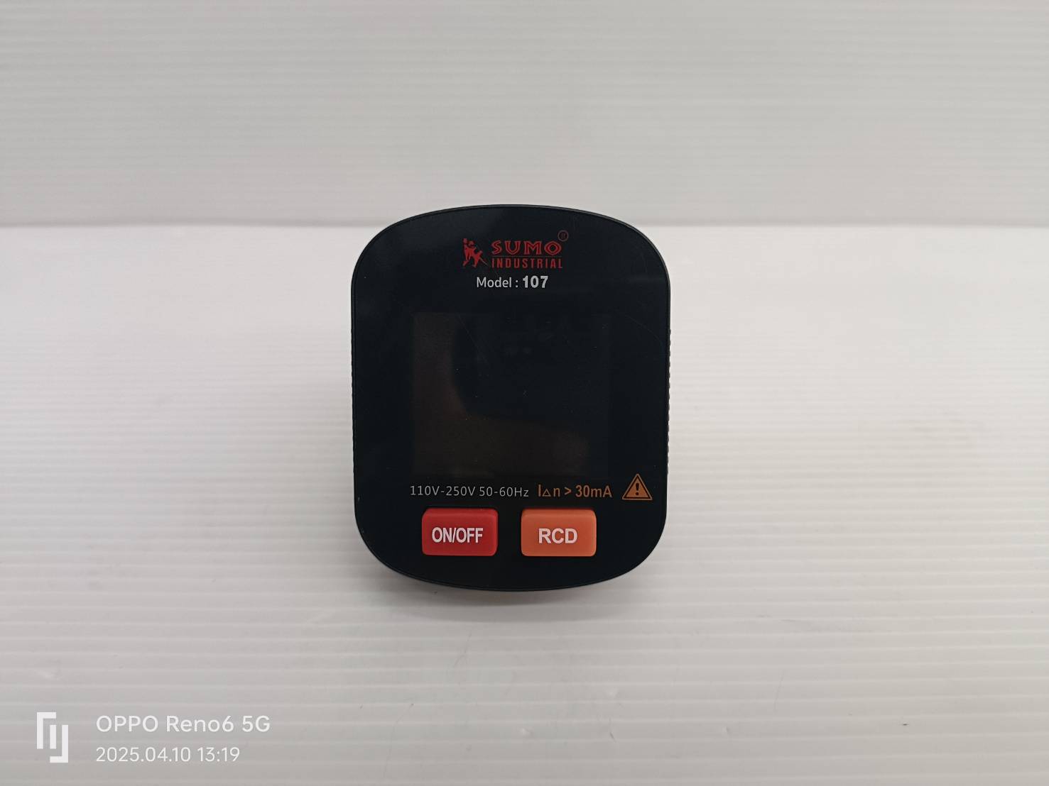 เครื่องตรวจเช็คเต้ารับไฟฟ้าดิจิตอล รุ่น 107 SUMO