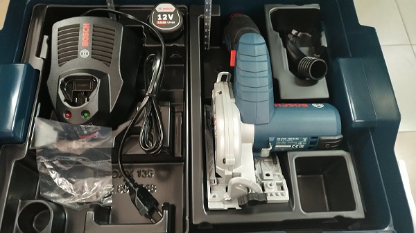 เลื่อยวงเดือน3"ไร้สาย GKS12V-26 BOSCH