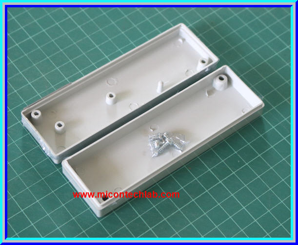 1x กล่อง FB02 สีขาว ขนาด 37x120x21 mm