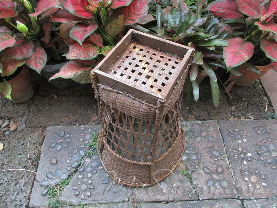 ตะกร้าไม้ไผ่สานของชาวเขา TK3