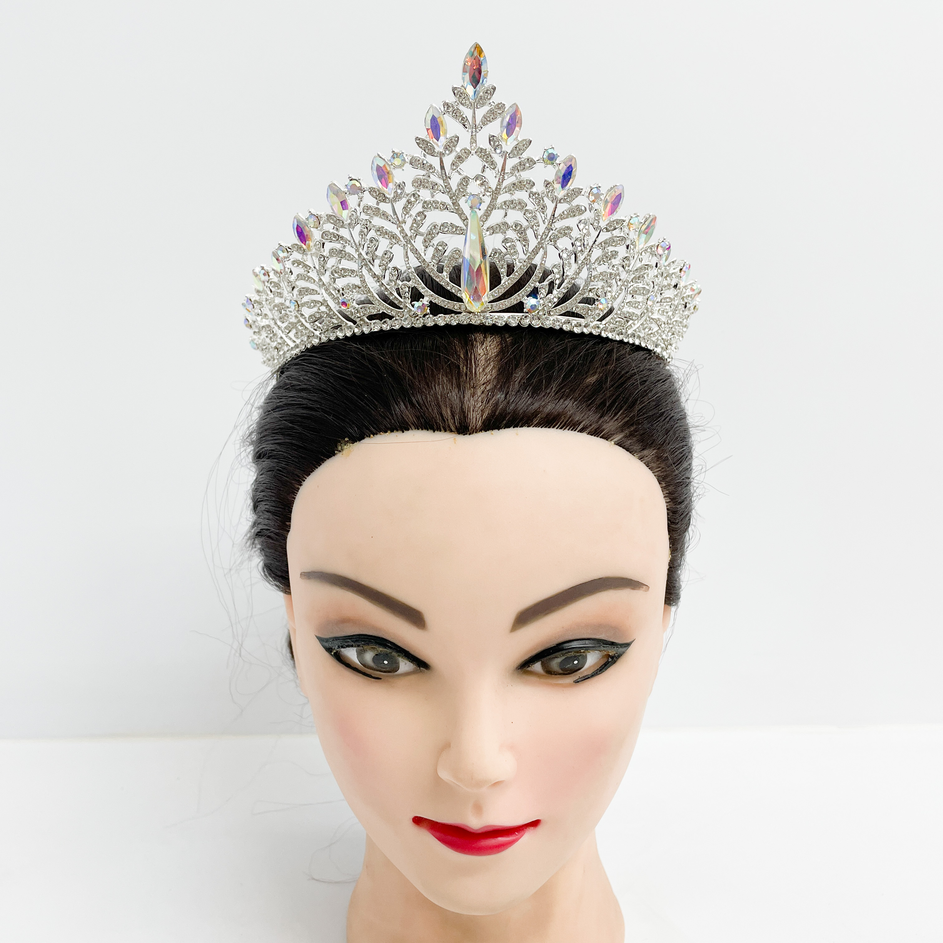 (พร้อมส่ง) เทียร่า 301 สีเงินเพชรรุ้ง มงกุฎนางงาม งานสวย ปราณีต QCเพชรทุกเม็ด สินค้าพร้อมส่งจากไทย