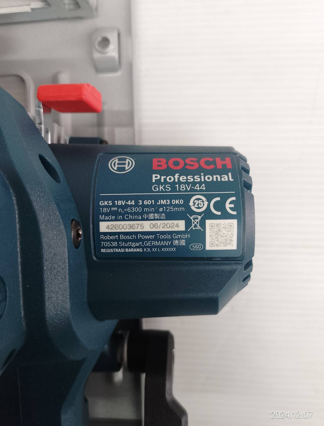 BOSCH เลื่อยวงเดือน5" 18V GKS18V-44 06019M30L0