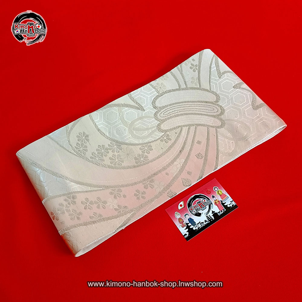 set ชุดกิโมโนสีครีม ลายซากุระ013