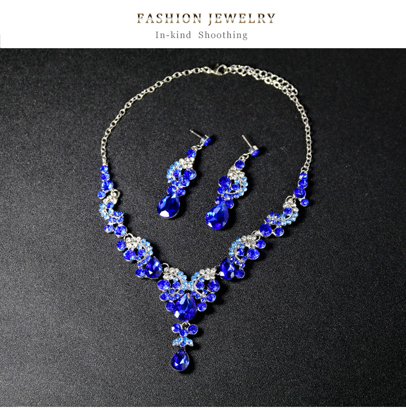 (พร้อมส่ง) สร้อยคอเพชร+ต่างหู 181 (เข็ม)