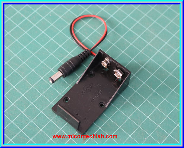 1x ลังถ่านแบตเตอรี่ 9V พร้อมดีซีแจ๊ค 2.1 มม (9V battery Holder)