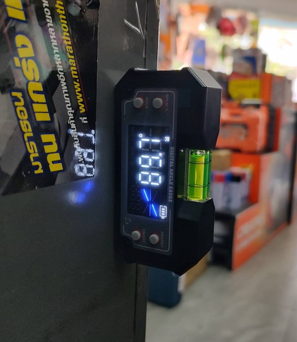 ระดับน้ำดิจิตอล3.5" 3.7V มีแม่เหล็ก