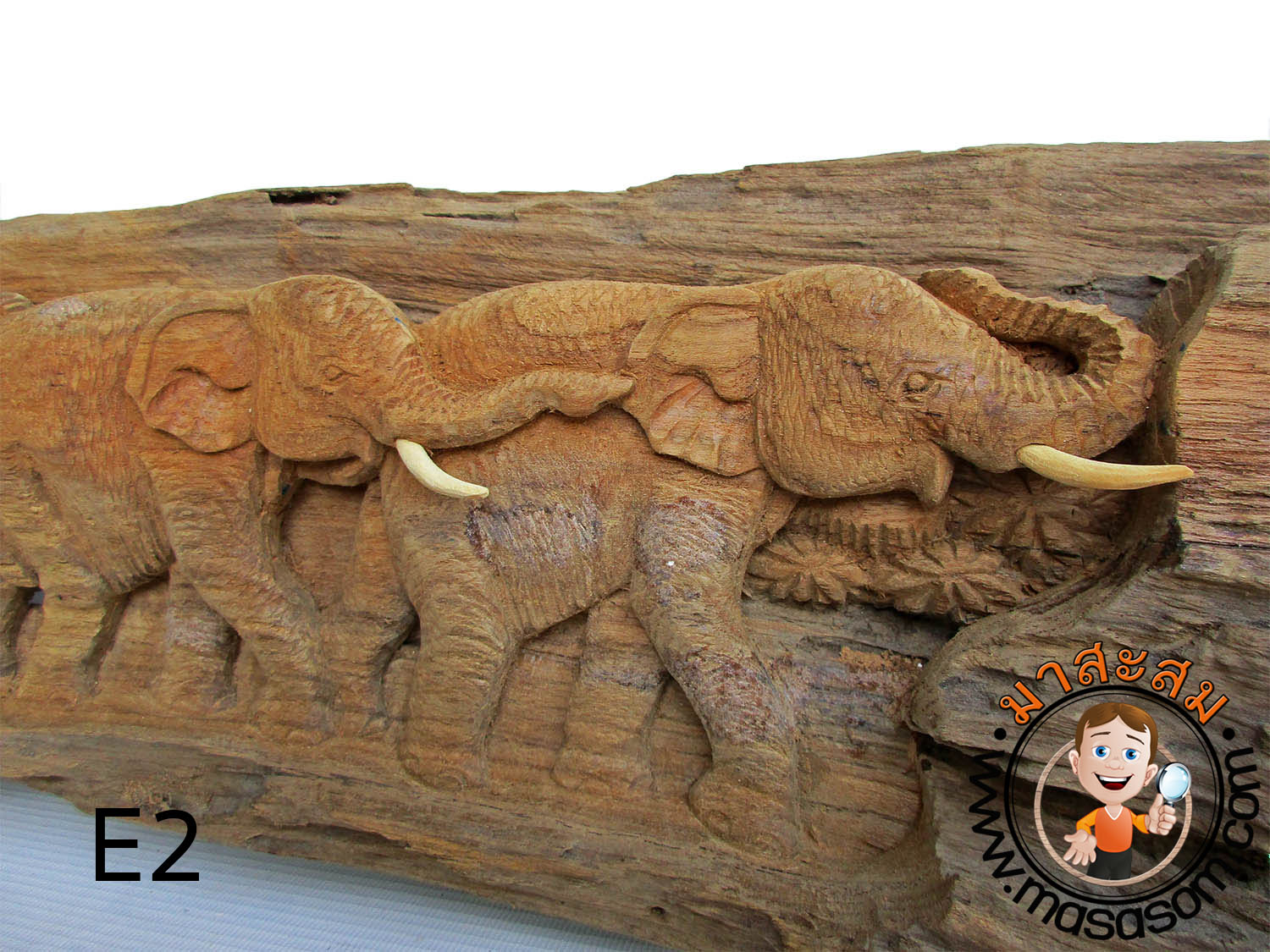 ช้างไม้สักแกะสลัก