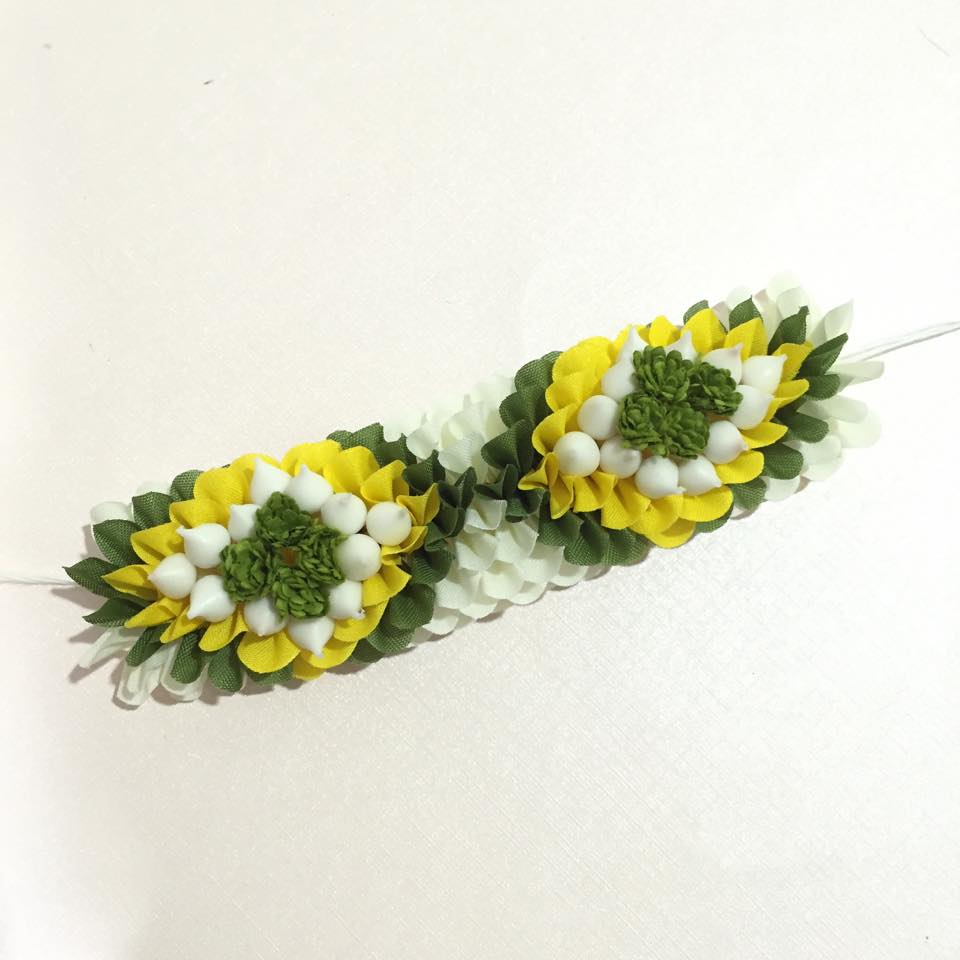 มาลัยคุณหญิง สีเหลือง บรรจุ 1 ชิ้น ความยาว 5 นิ้ว