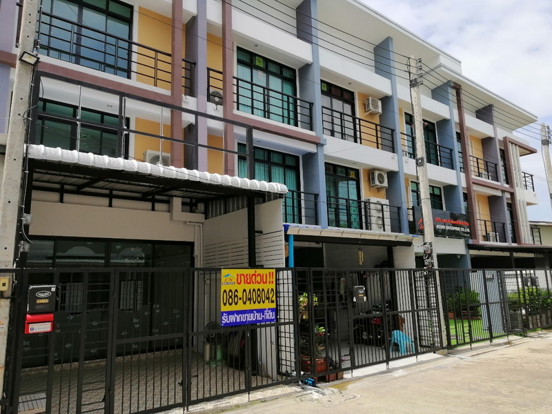 🚩H967 ขายถูกสุดในย่านนี้ ทาวน์โฮม 3ชั้น 17ตร.วา อยู่ถนนปทุมธานี-สายใน เยื้องโรงงานเป๊ปซี่ สภาพใหม่ ทำเลดี 4นอน 3น้ำ ต่อเติมแล้ว พร้อมอยู่