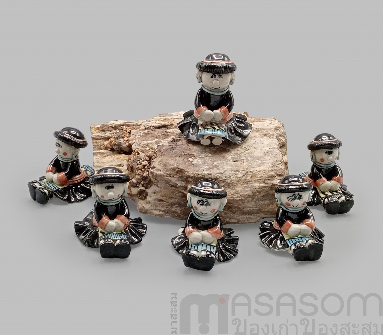 ตุ๊กตาเซรามิคเผ่าลาหู่