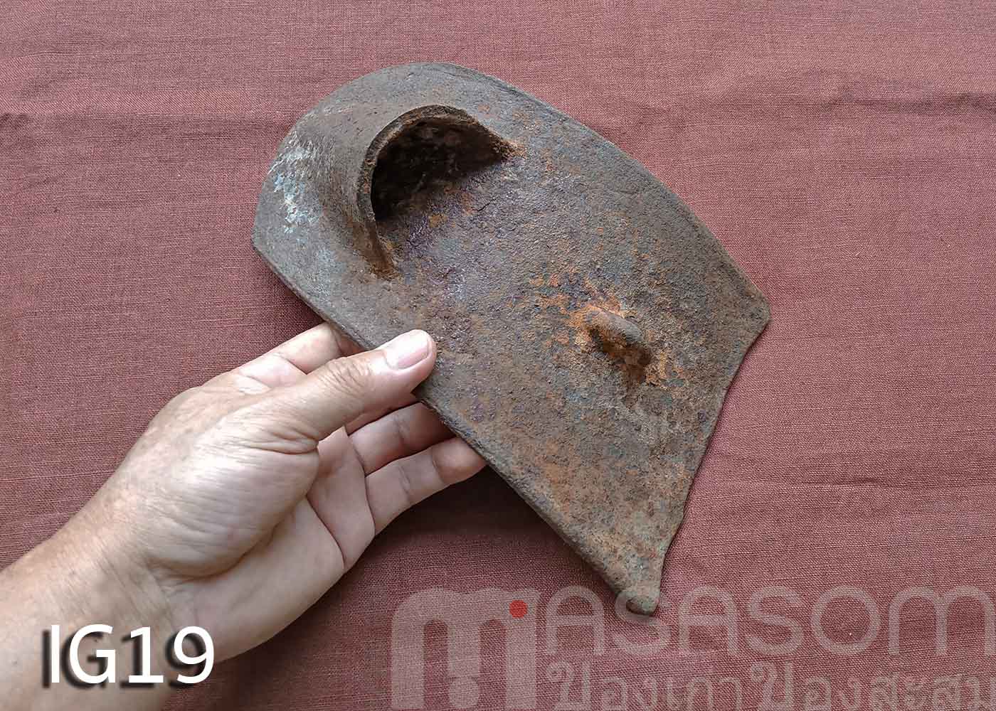 ผานไถนาโบราณ IG19