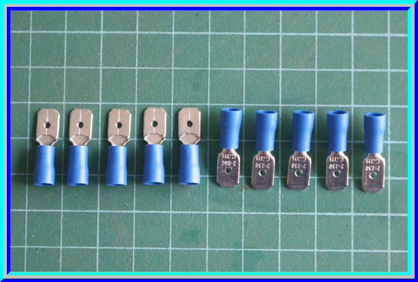 10x หางปลาตัวผู้ ขนาด 6.3 มม. สีน้ำเงิน (Male Spade Connector)