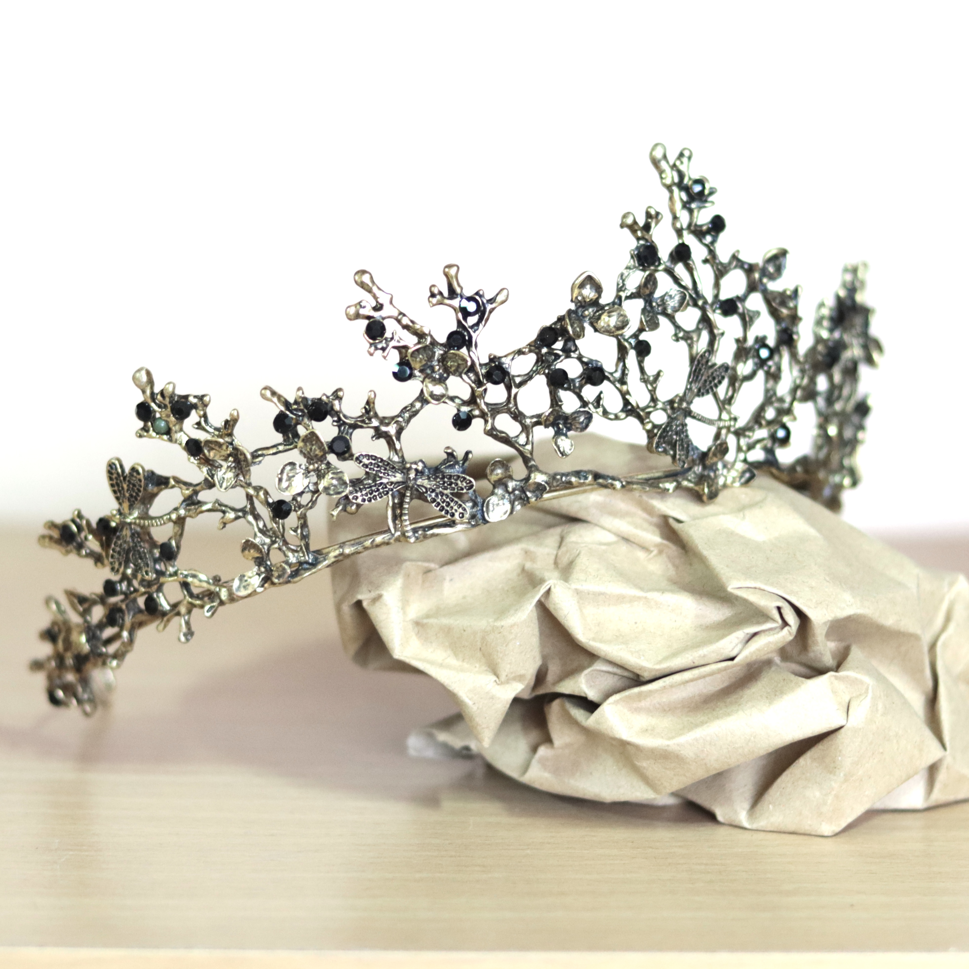 (พร้อมส่ง) มงกุฎสีดำ 307งานสวย ปราณีต QCเพชรทุกเม็ด สินค้าพร้อมส่งจากไทย