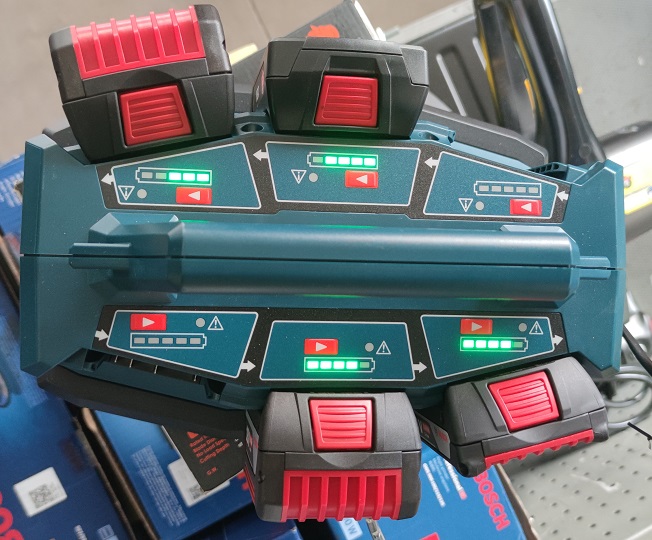 แท่นชาร์จ GAL18V6-80 BOSCH 1600A01U9L