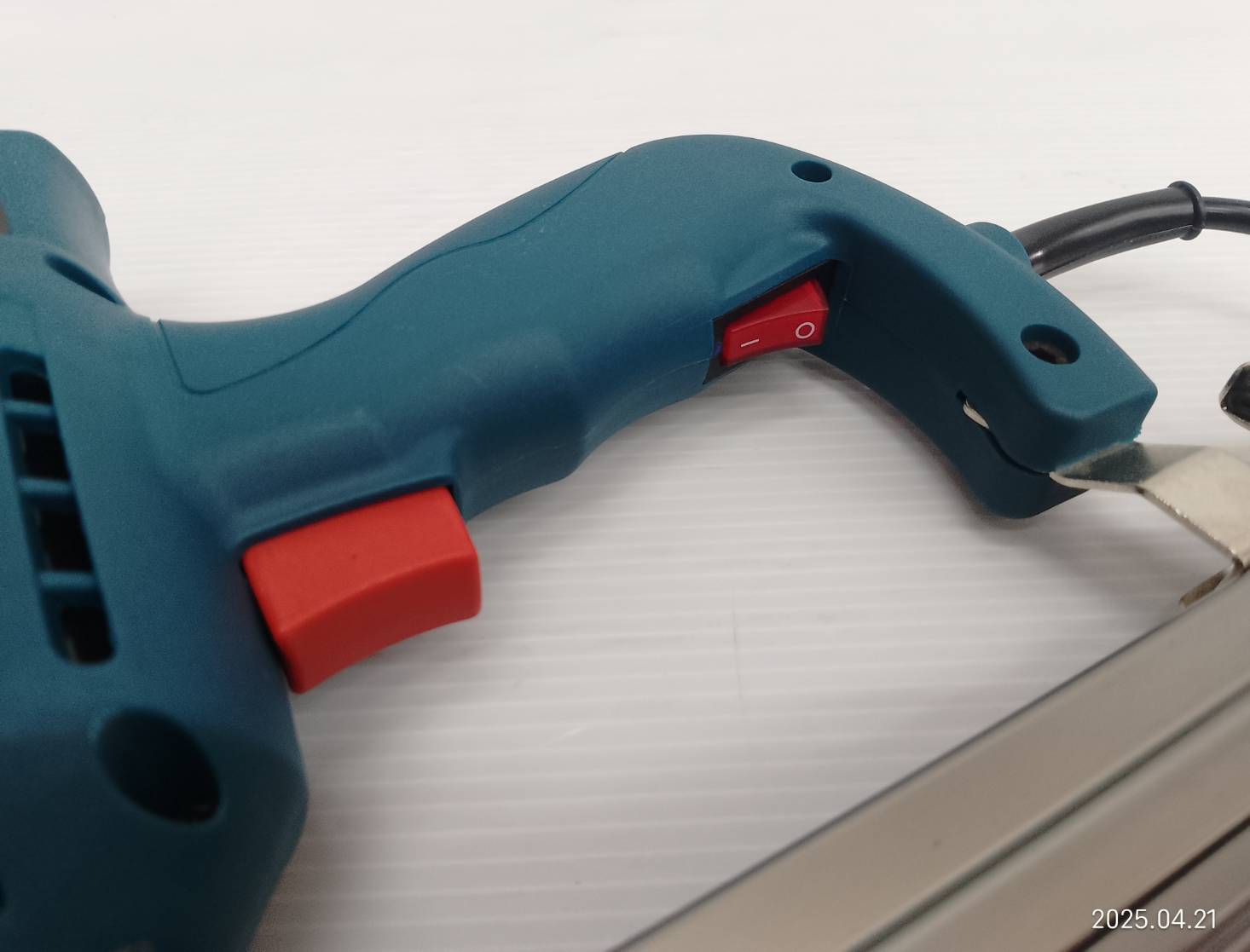 EUROX ปืนยิงแม็กไฟฟ้า ขาคู่ 1022J