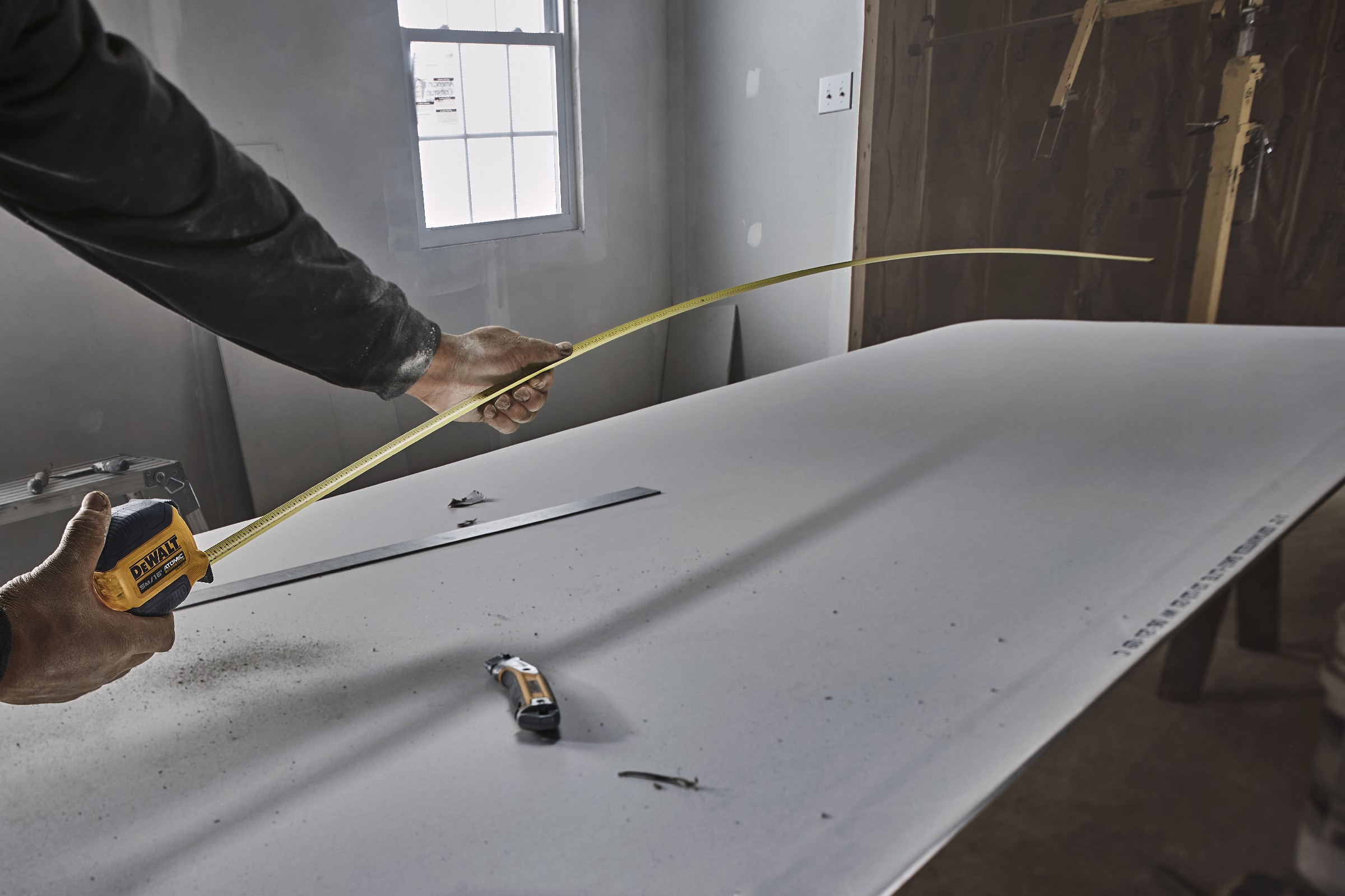 ตลับเมตร5เมตร ATOMIC DWHT38112 DEWALT