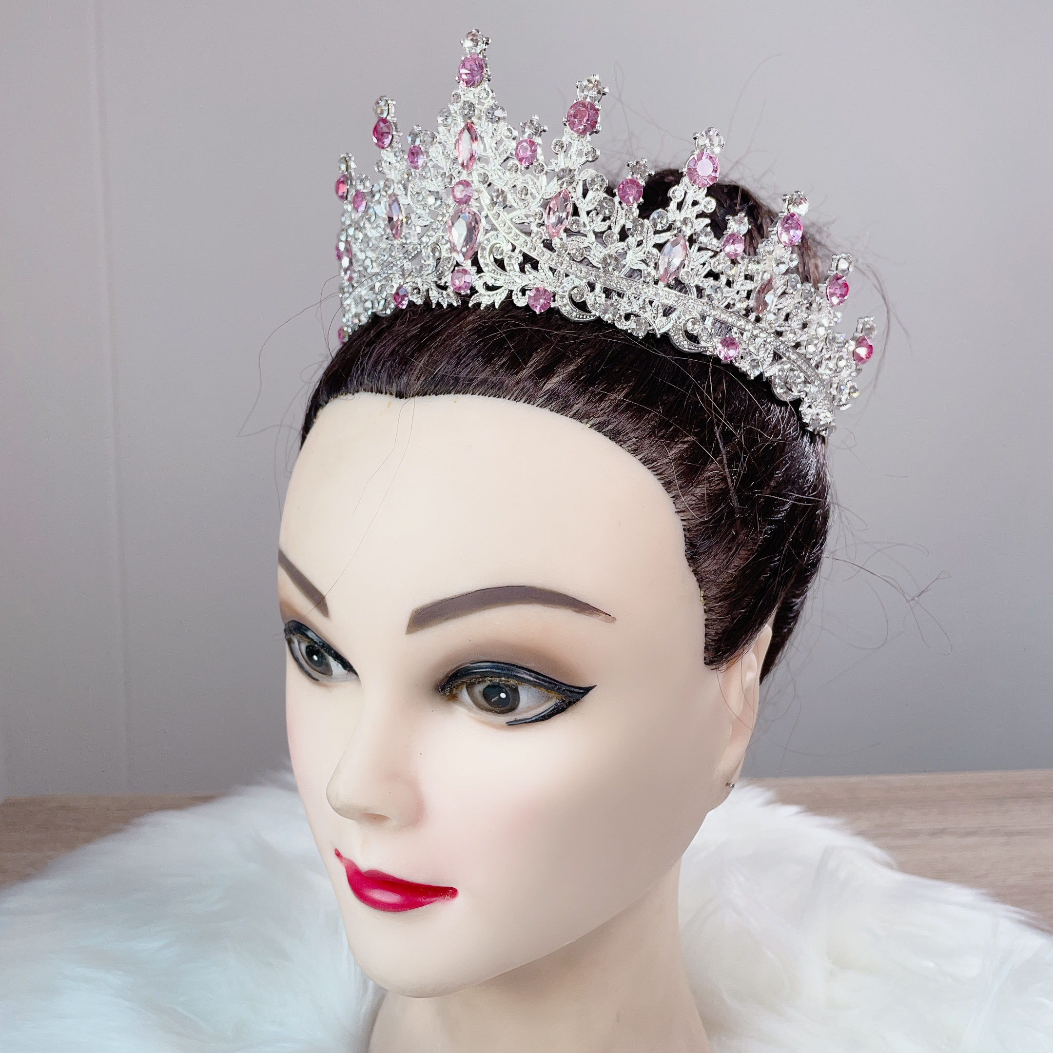 (พร้อมส่ง) เทียร่า 273 สีชมพู-เงิน มงกุฎนางงาม งานสวย ปราณีต QCเพชรทุกเม็ด ร้านคนไทย คุยง่าย ส่งเร็ว