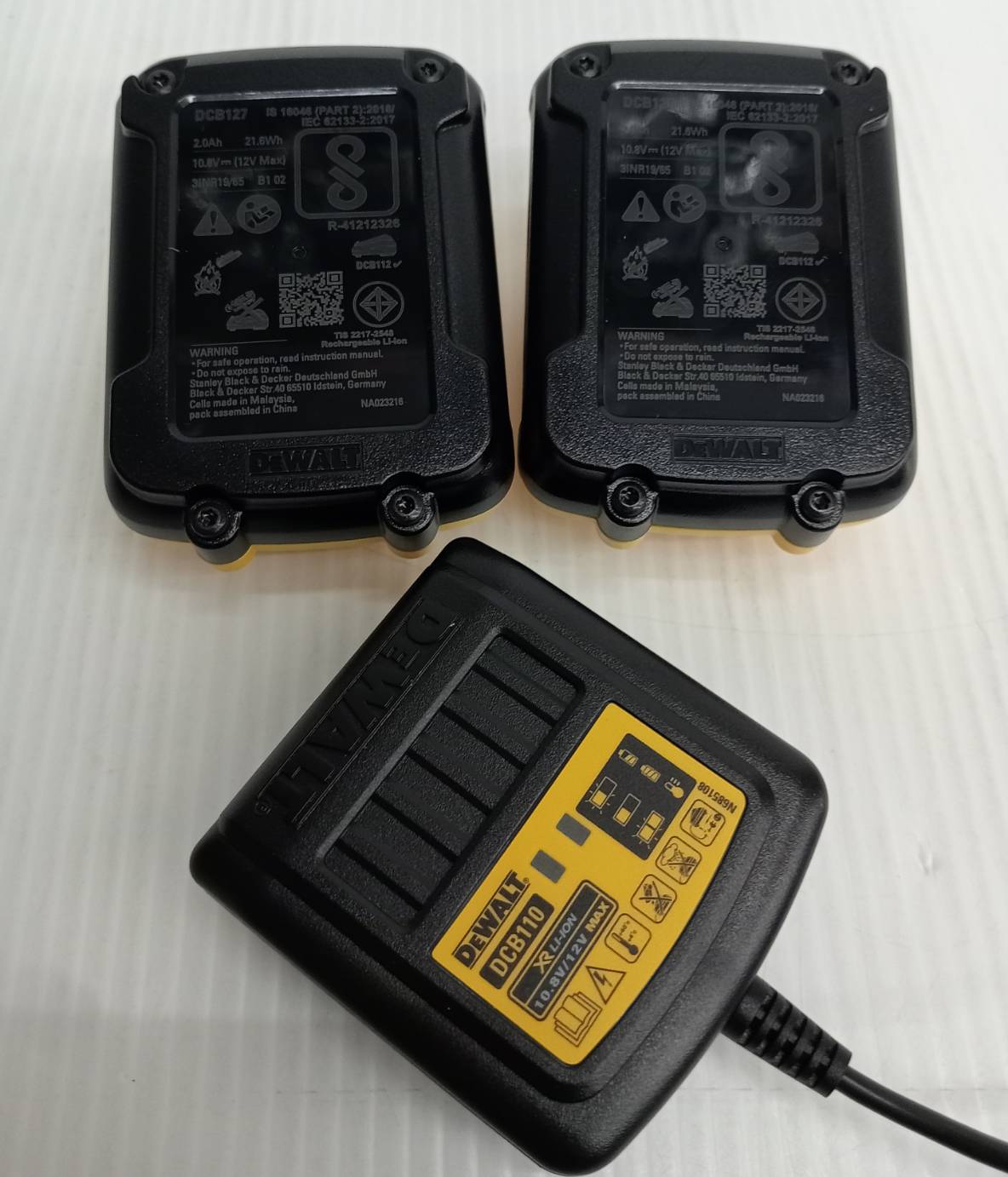 สว่านไร้สาย 12V ขนาด 6.35 มม. DCF805D2A-B1 DEWALT
