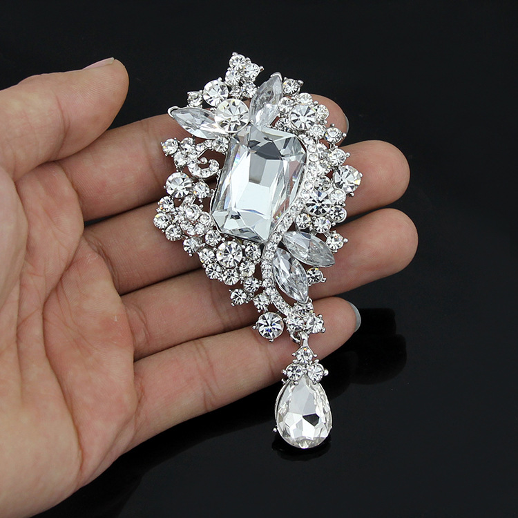 (พร้อมส่ง) เข็มกลัด 014