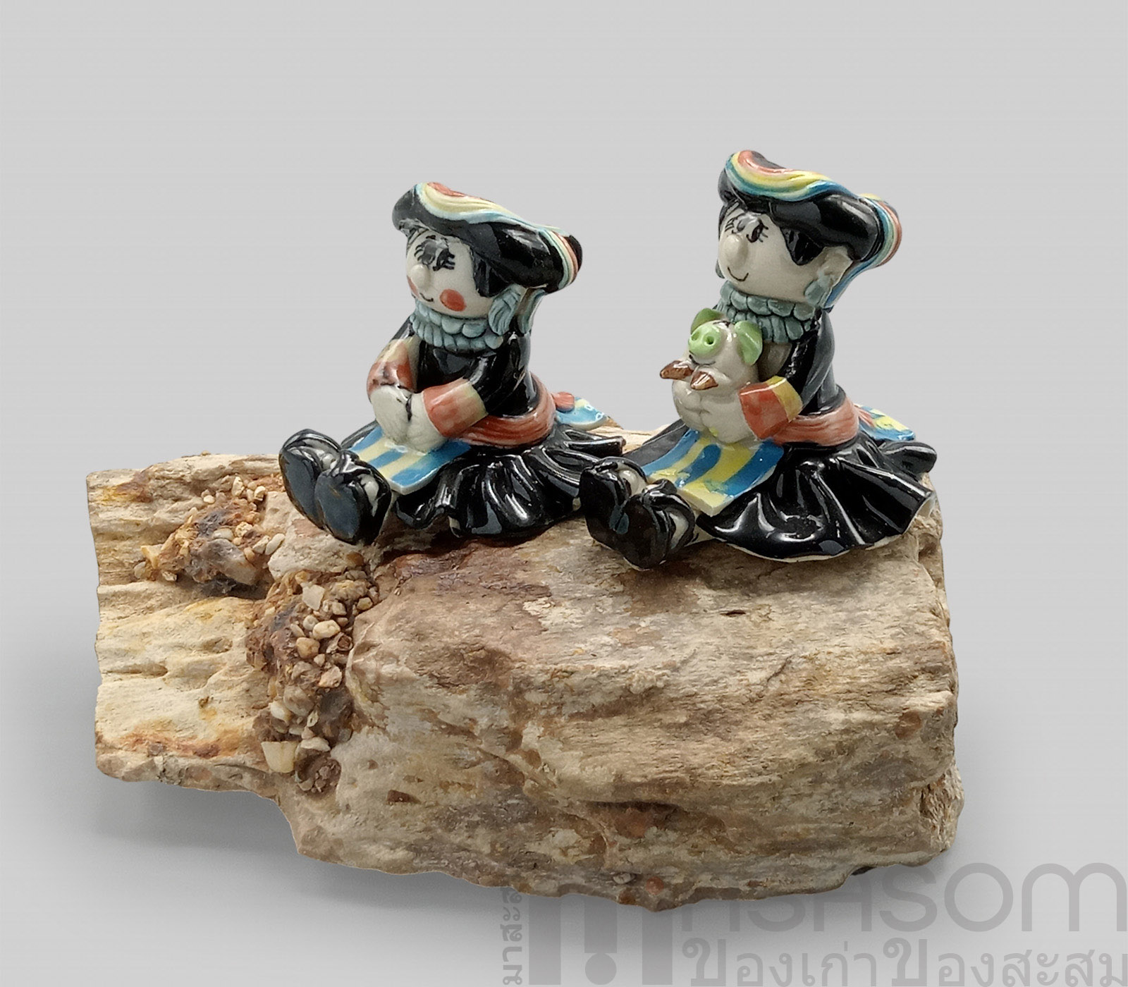 ตุ๊กตาเซรามิคชาวเขา เผ่า"ลีซู"