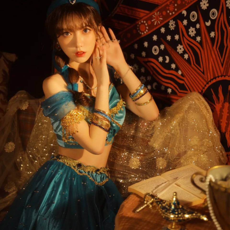 ชุดจัสมิน / อะลาดินกับตะเกียงวิเศษ