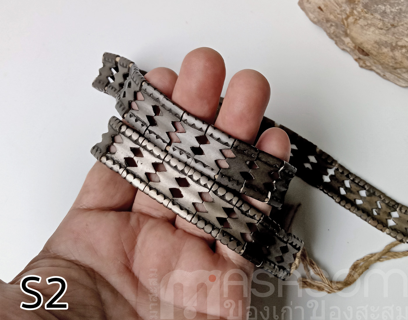 เข็มขัดโลหะชาวเขา